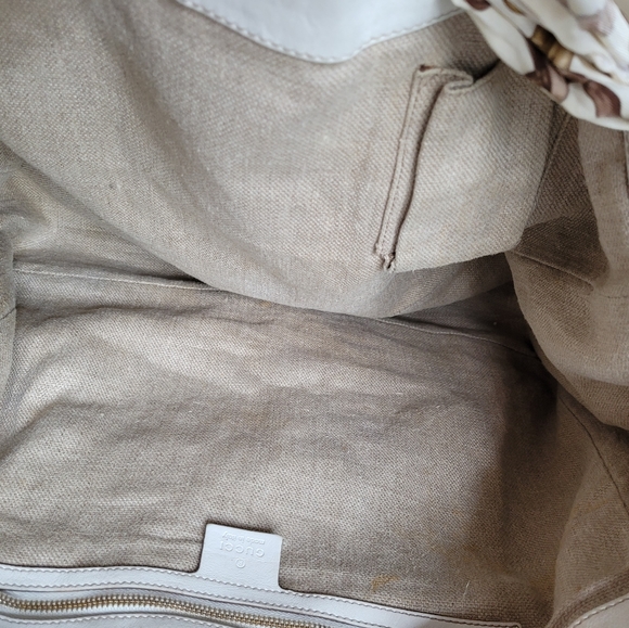 Authentic Gucci Positano - Picture 9 of 14